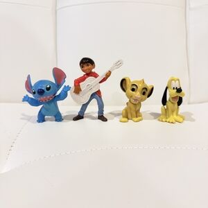 McDonald's Toys Disney | 2021